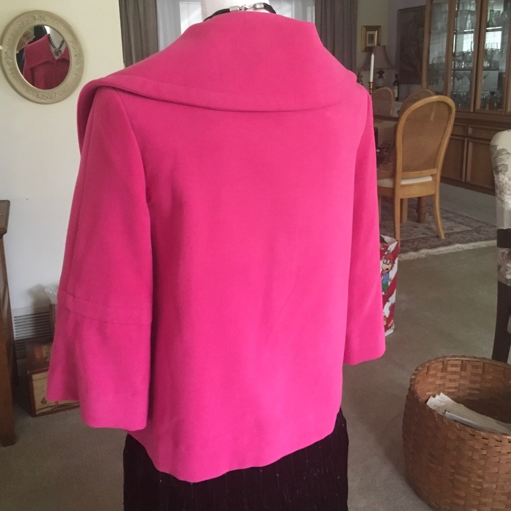 Feminine size S pink fully lined blazer with four buttons - Picture 3 of 4